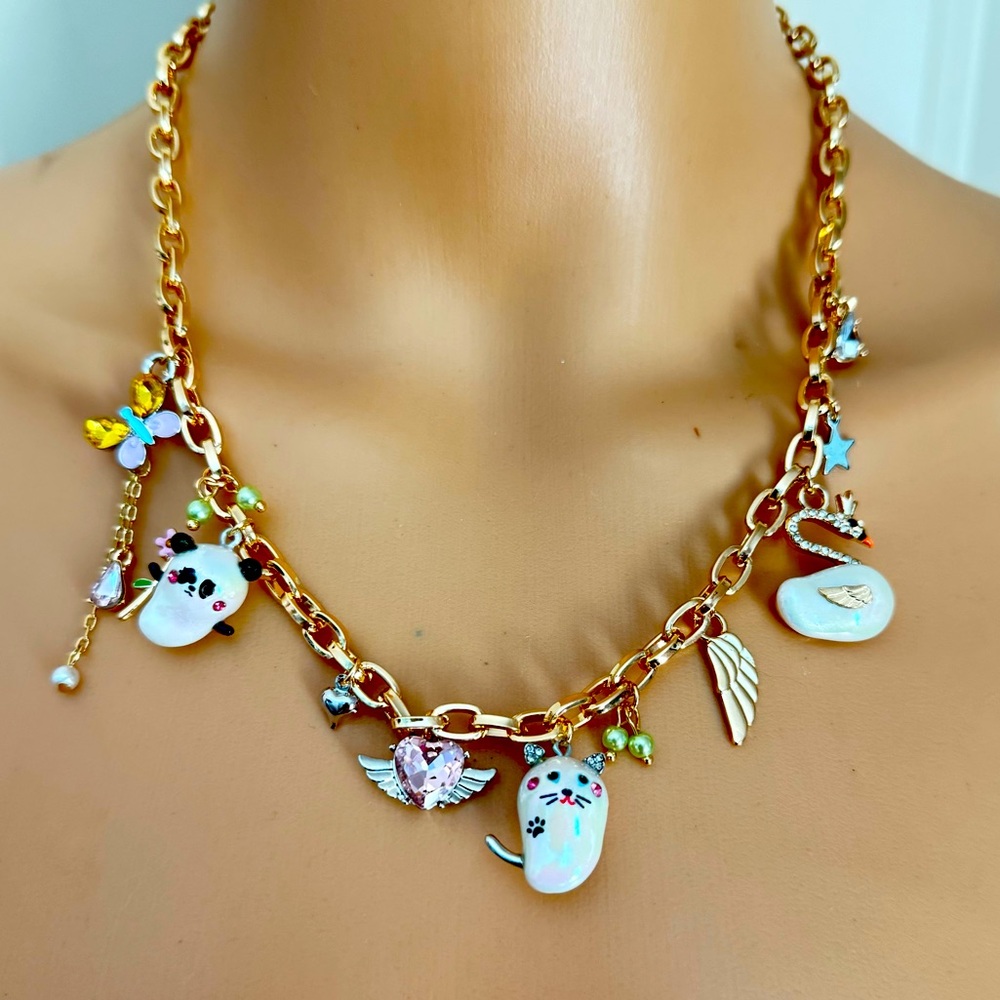 New Betsey Johnson faux stone critters bib necklace - Picture 6 of 9